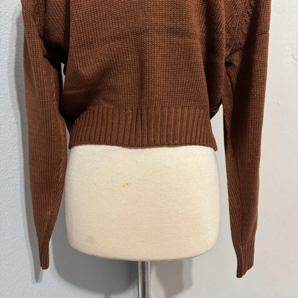 Double Zero Women Brown Long Sleeves Cozy Cropped Relaxed Sweater Size Medium‎